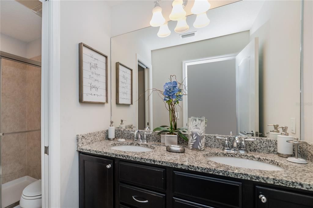 For Sale: $695,000 (8 beds, 6 baths, 4041 Square Feet)