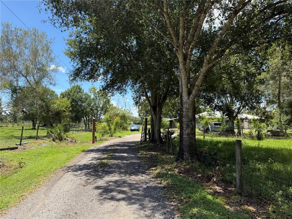 For Sale: $450,000 (3 beds, 2 baths, 1200 Square Feet)