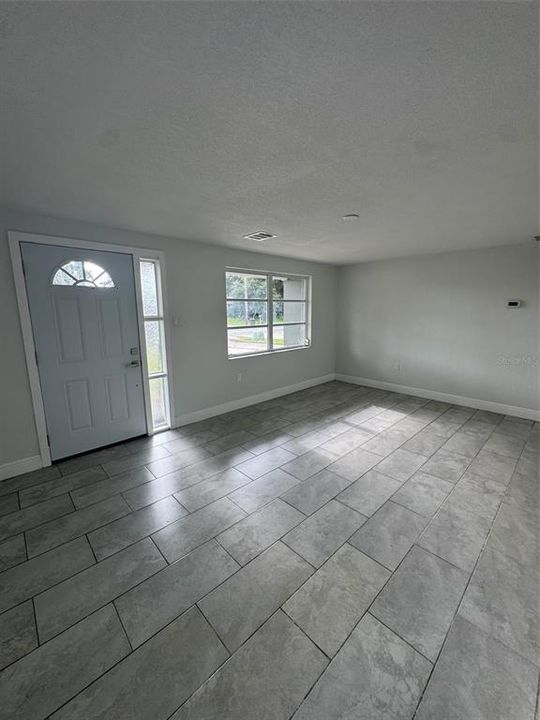 For Sale: $219,900 (3 beds, 2 baths, 1360 Square Feet)