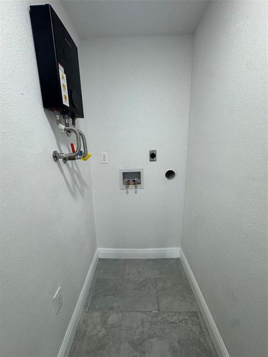 For Sale: $219,900 (3 beds, 2 baths, 1360 Square Feet)