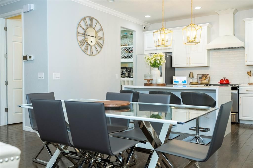 For Sale: $775,000 (4 beds, 2 baths, 3014 Square Feet)