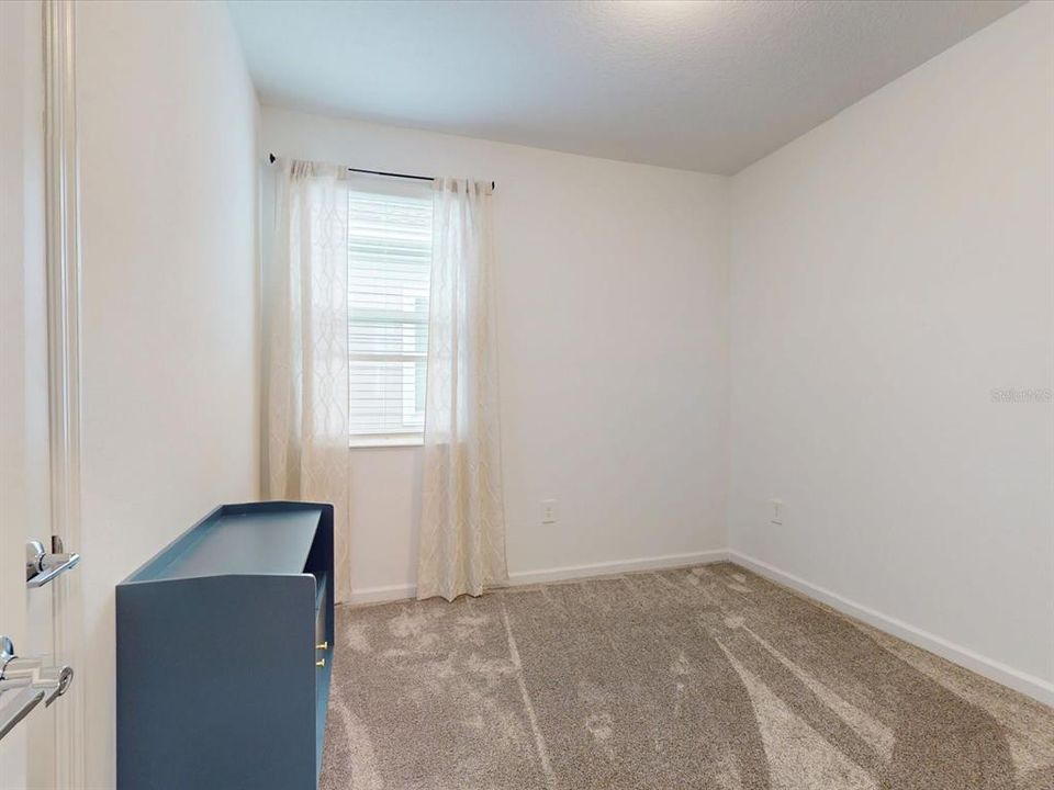 For Rent: $2,400 (4 beds, 3 baths, 2044 Square Feet)