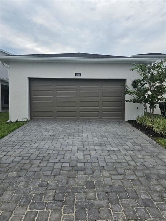 For Rent: $2,599 (3 beds, 2 baths, 1837 Square Feet)