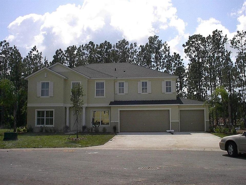 For Sale: $775,000 (5 beds, 3 baths, 3384 Square Feet)