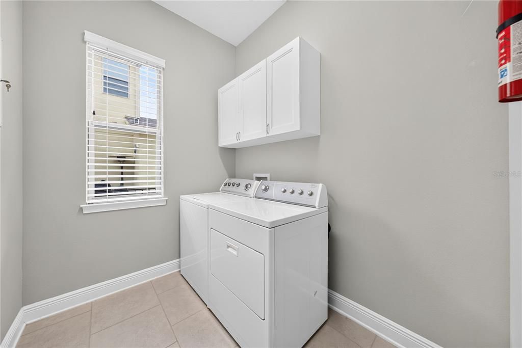 Active With Contract: $482,000 (3 beds, 2 baths, 1692 Square Feet)