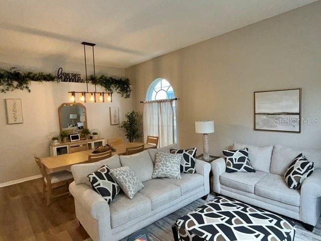 For Sale: $490,000 (4 beds, 2 baths, 2071 Square Feet)
