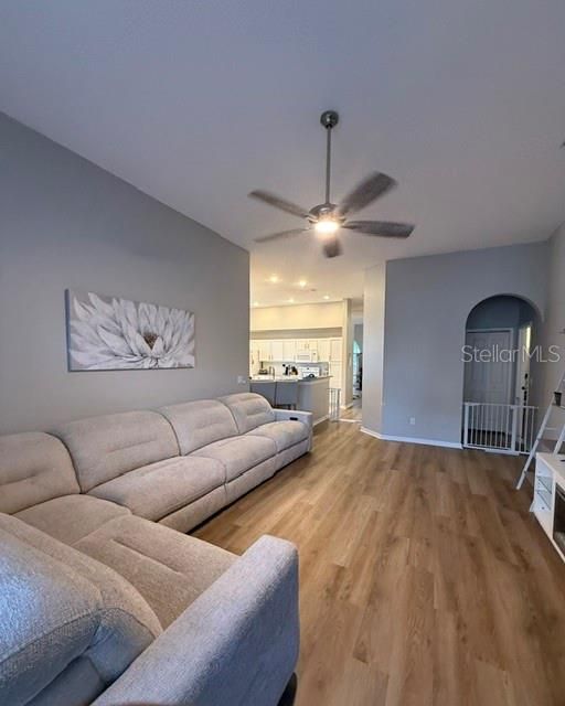 For Sale: $490,000 (4 beds, 2 baths, 2071 Square Feet)