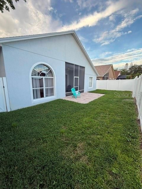 For Sale: $490,000 (4 beds, 2 baths, 2071 Square Feet)