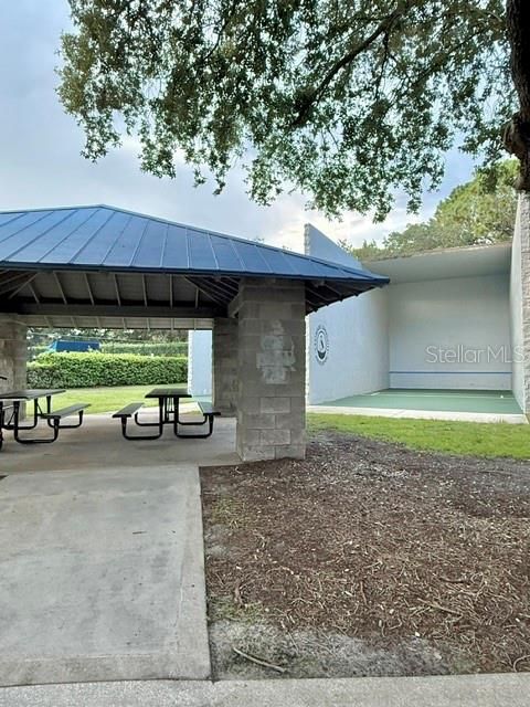 For Sale: $490,000 (4 beds, 2 baths, 2071 Square Feet)
