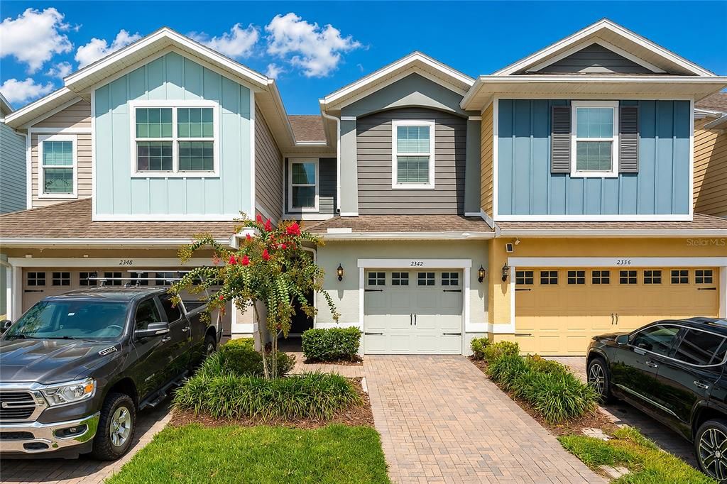 For Rent: $2,500 (3 beds, 2 baths, 1438 Square Feet)
