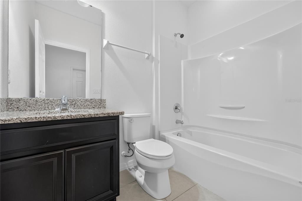 For Rent: $2,500 (3 beds, 2 baths, 1438 Square Feet)