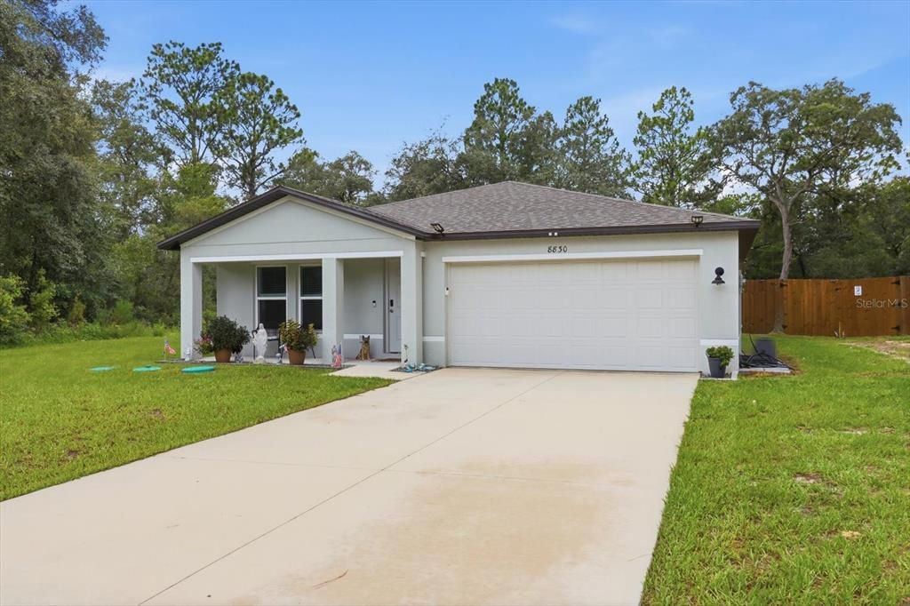 For Sale: $349,900 (4 beds, 2 baths, 1666 Square Feet)