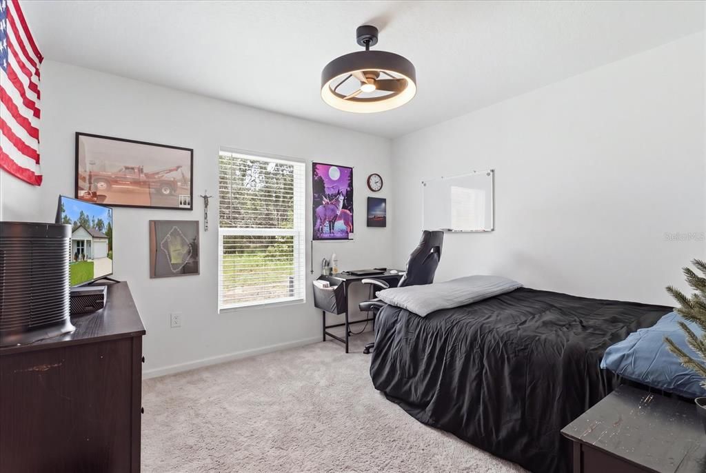 For Sale: $349,900 (4 beds, 2 baths, 1666 Square Feet)