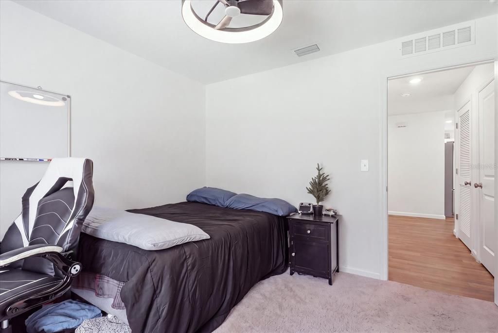 For Sale: $349,900 (4 beds, 2 baths, 1666 Square Feet)