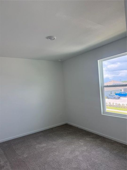 For Rent: $2,450 (5 beds, 3 baths, 2238 Square Feet)