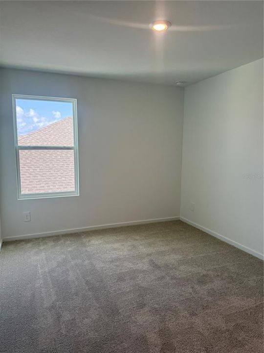 For Rent: $2,450 (5 beds, 3 baths, 2238 Square Feet)
