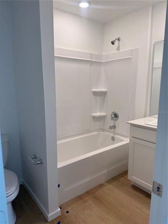 For Rent: $2,450 (5 beds, 3 baths, 2238 Square Feet)