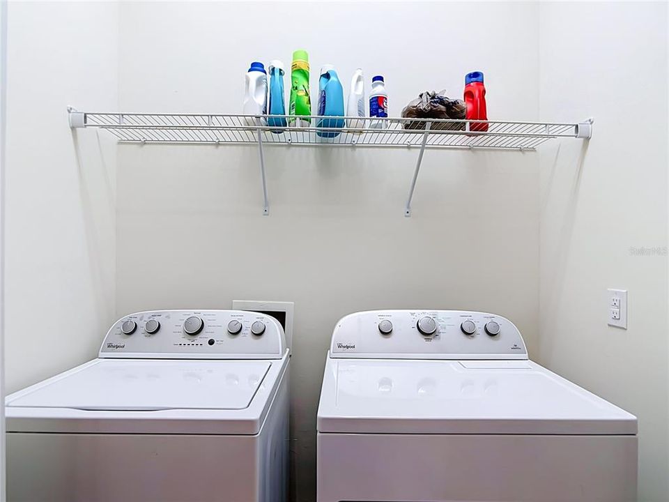 For Sale: $285,000 (2 beds, 2 baths, 1454 Square Feet)