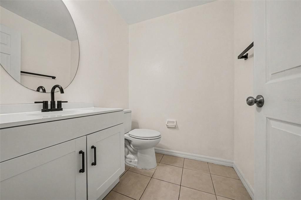 En Venta: $339,900 (4 camas, 2 baños, 2122 Pies cuadrados)