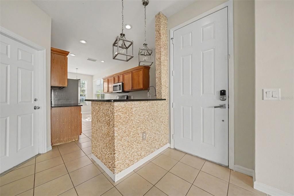 En Venta: $339,900 (4 camas, 2 baños, 2122 Pies cuadrados)