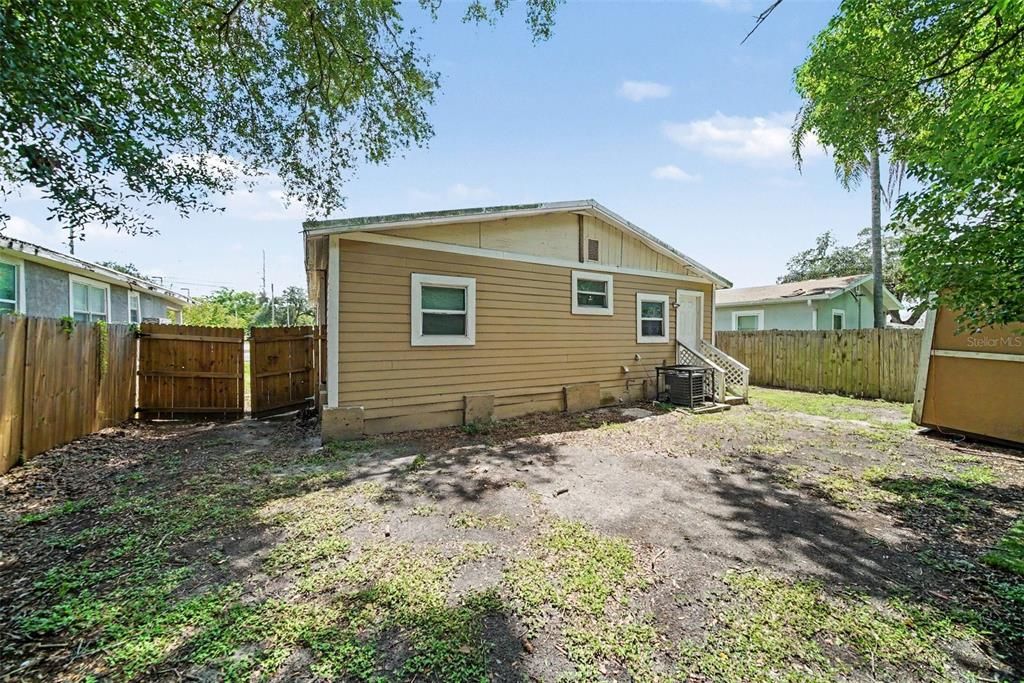 For Sale: $284,000 (3 beds, 2 baths, 1485 Square Feet)