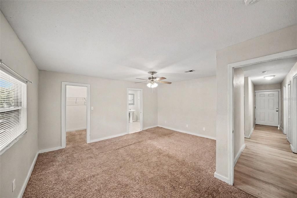 For Sale: $284,000 (3 beds, 2 baths, 1485 Square Feet)