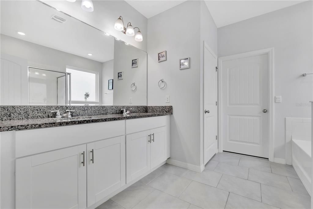 En Venta: $499,000 (4 camas, 3 baños, 2142 Pies cuadrados)
