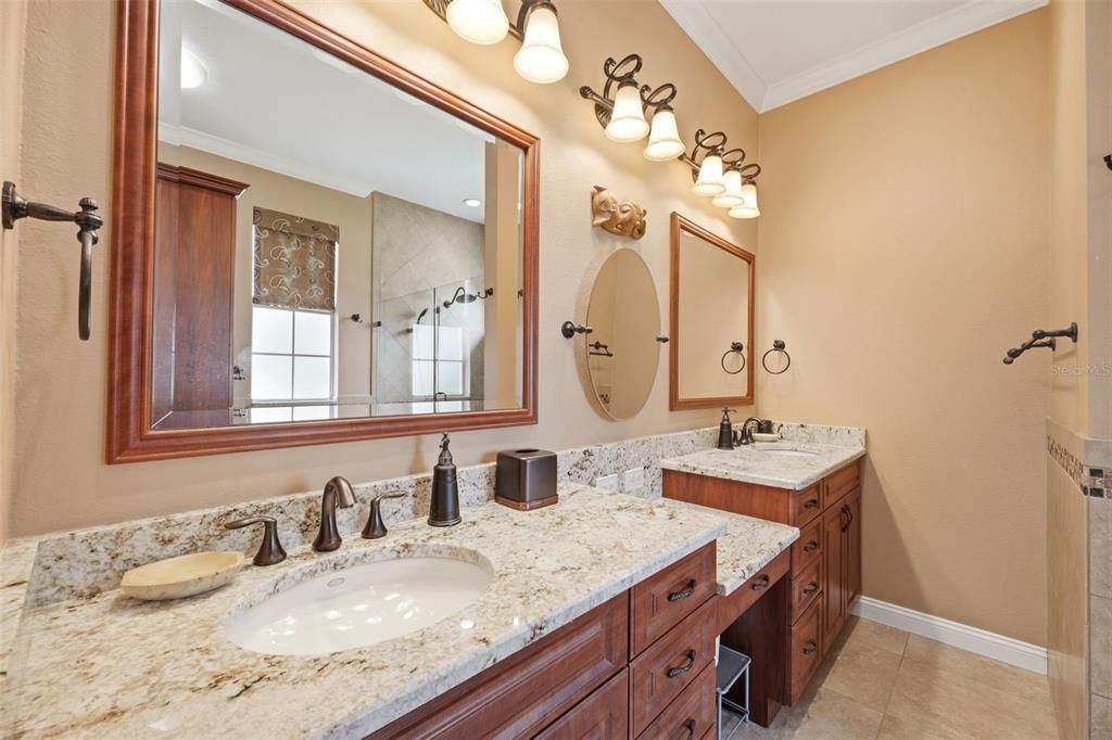 Active With Contract: $439,900 (3 beds, 3 baths, 2187 Square Feet)