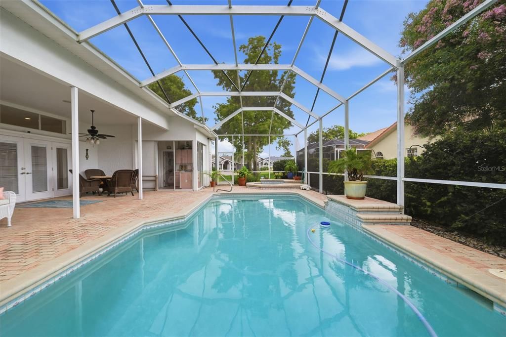 Active With Contract: $439,900 (3 beds, 3 baths, 2187 Square Feet)