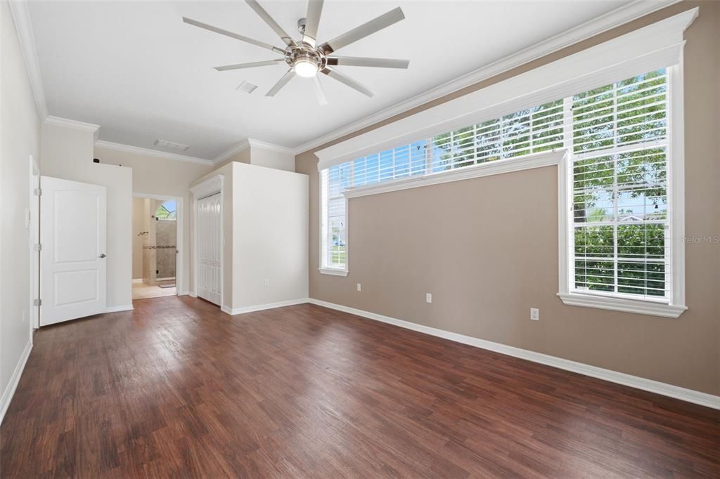 Active With Contract: $439,900 (3 beds, 3 baths, 2187 Square Feet)