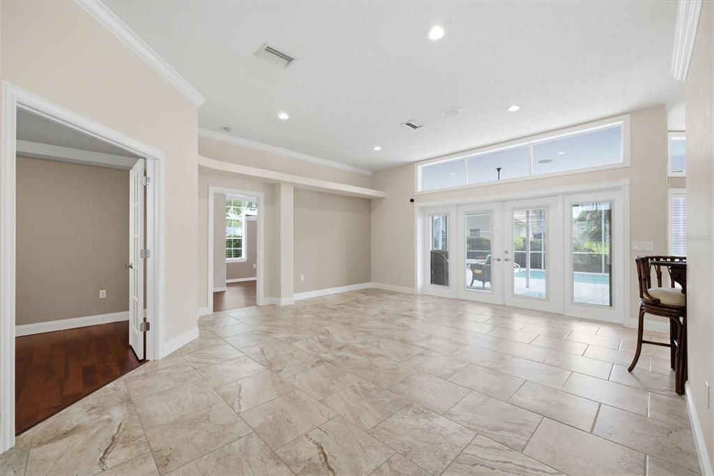 Active With Contract: $439,900 (3 beds, 3 baths, 2187 Square Feet)