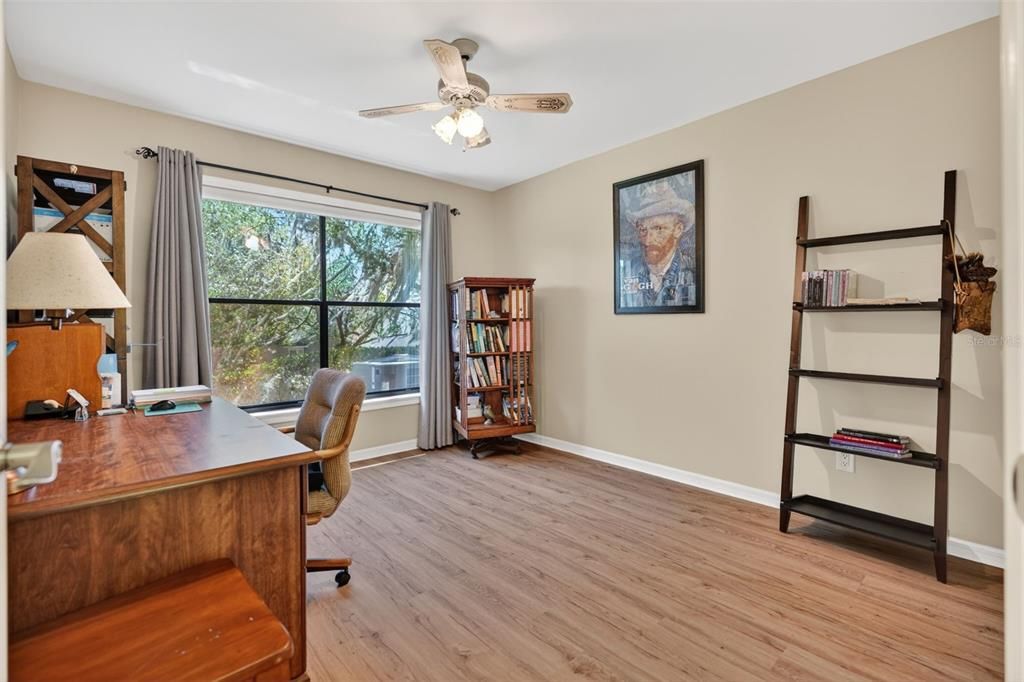 En Venta: $268,000 (3 camas, 2 baños, 1569 Pies cuadrados)