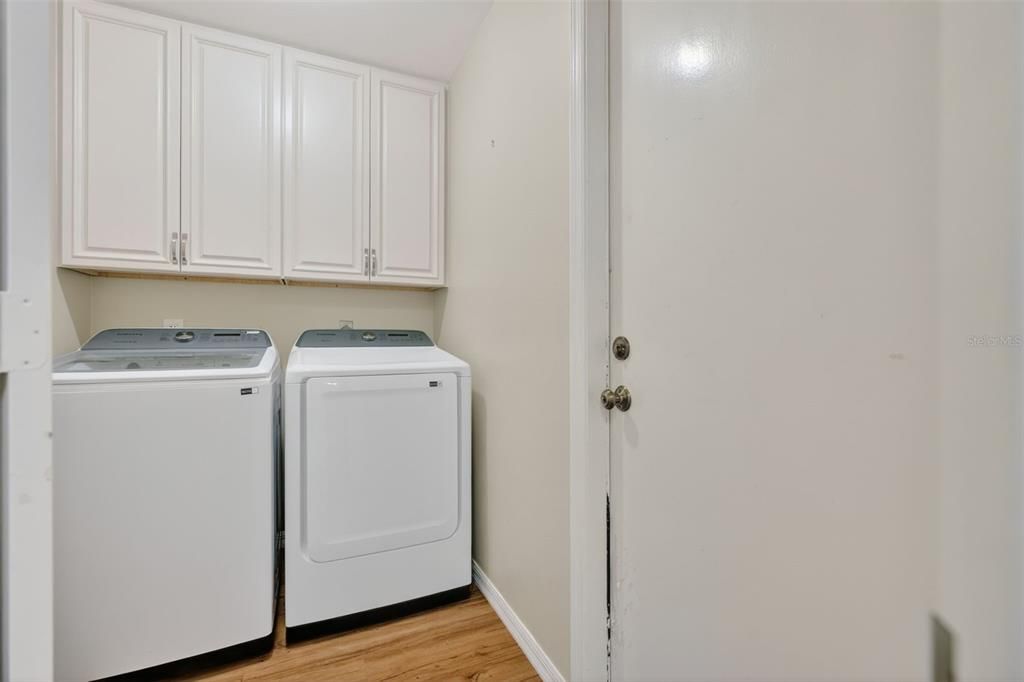En Venta: $268,000 (3 camas, 2 baños, 1569 Pies cuadrados)