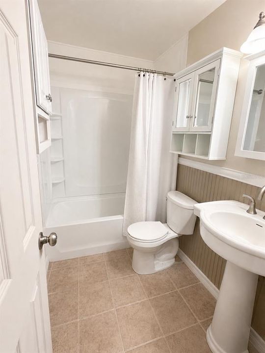 For Sale: $750,000 (4 beds, 2 baths, 2158 Square Feet)