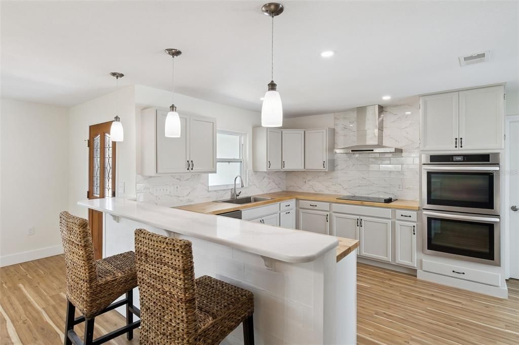 En Venta: $599,000 (3 camas, 2 baños, 1388 Pies cuadrados)
