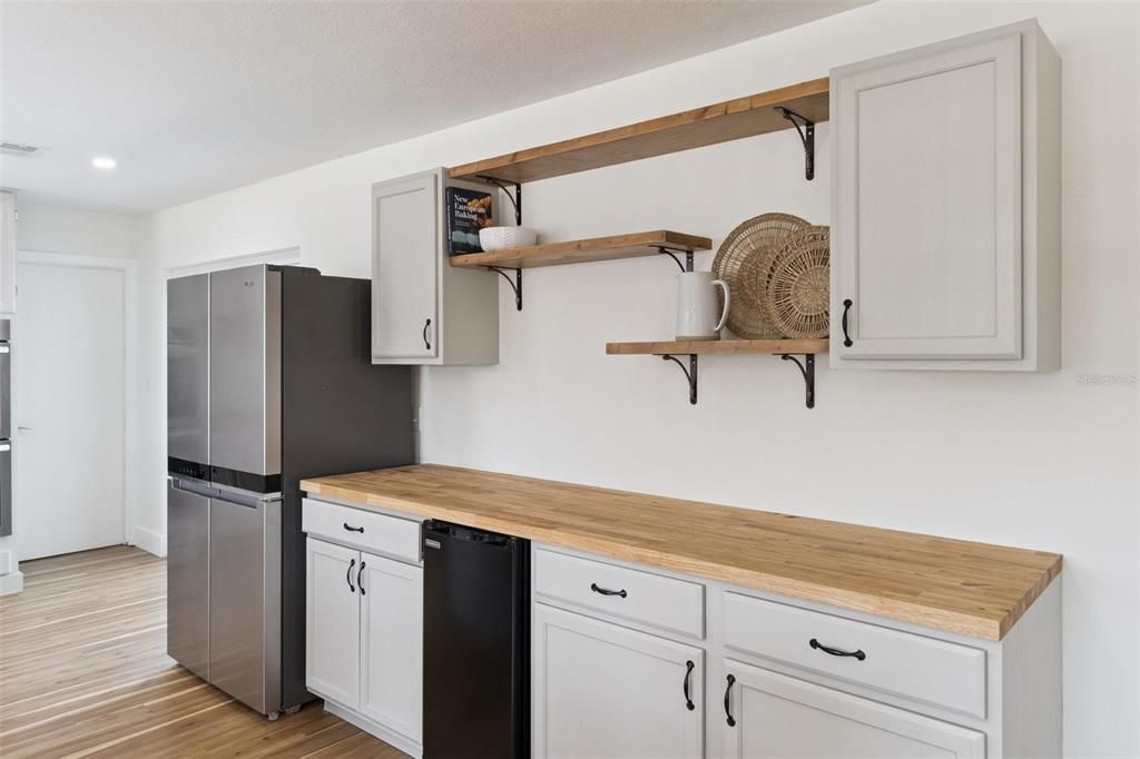 En Venta: $599,000 (3 camas, 2 baños, 1388 Pies cuadrados)