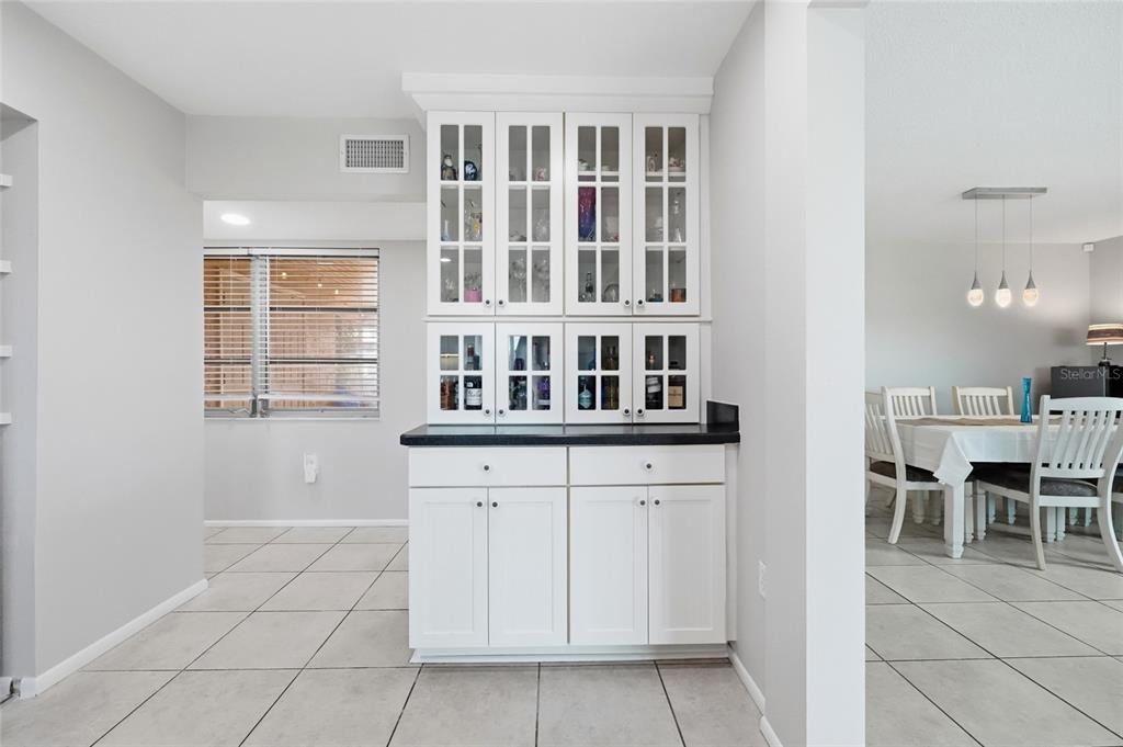 For Sale: $525,000 (3 beds, 2 baths, 1452 Square Feet)