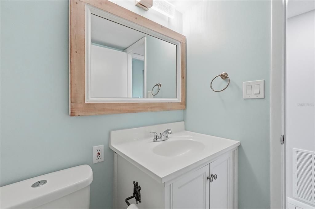For Sale: $525,000 (3 beds, 2 baths, 1452 Square Feet)