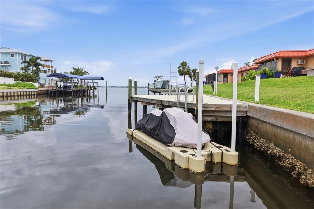 For Sale: $525,000 (3 beds, 2 baths, 1452 Square Feet)