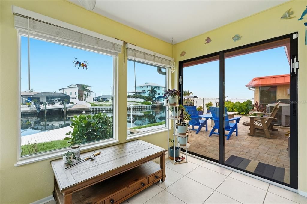 For Sale: $525,000 (3 beds, 2 baths, 1452 Square Feet)