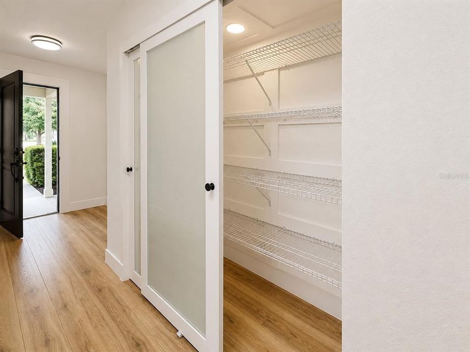 На продажу: $459,000 (3 спален, 2 ванн, 1678 Квадратных фут)