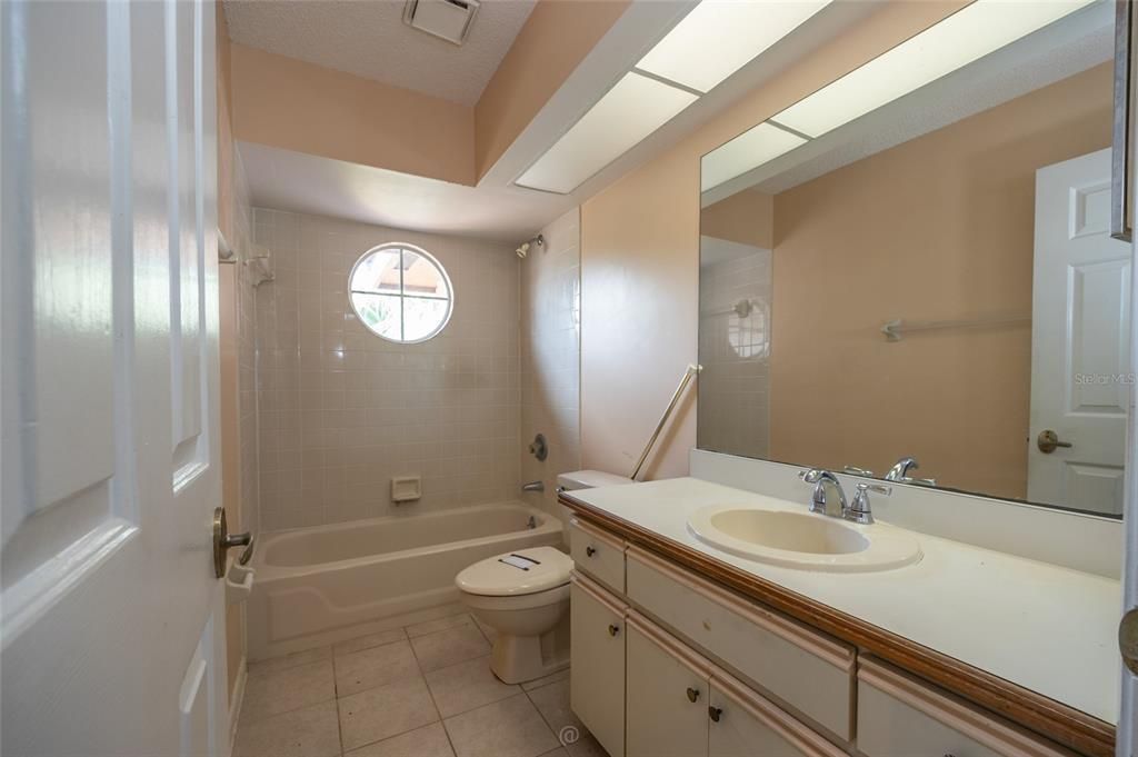 For Sale: $650,000 (3 beds, 2 baths, 2151 Square Feet)