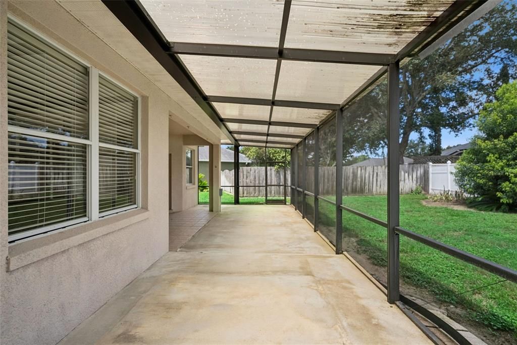 En Venta: $445,000 (4 camas, 3 baños, 2214 Pies cuadrados)