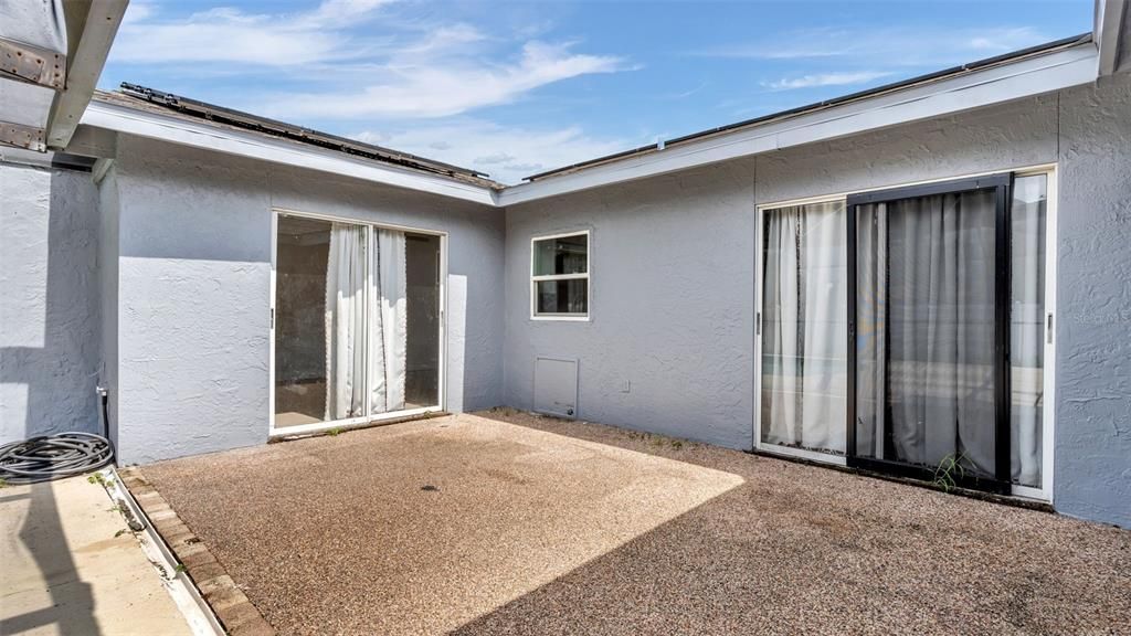 For Sale: $374,900 (4 beds, 2 baths, 1920 Square Feet)