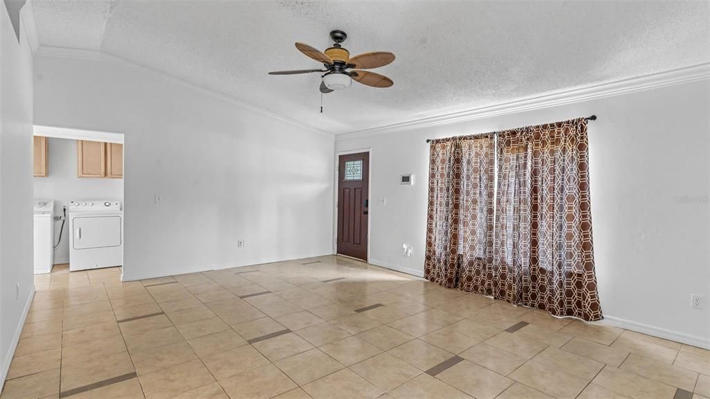 For Sale: $374,900 (4 beds, 2 baths, 1920 Square Feet)