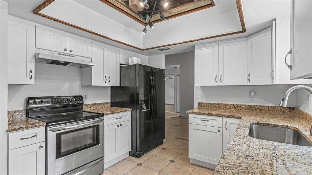 For Sale: $374,900 (4 beds, 2 baths, 1920 Square Feet)