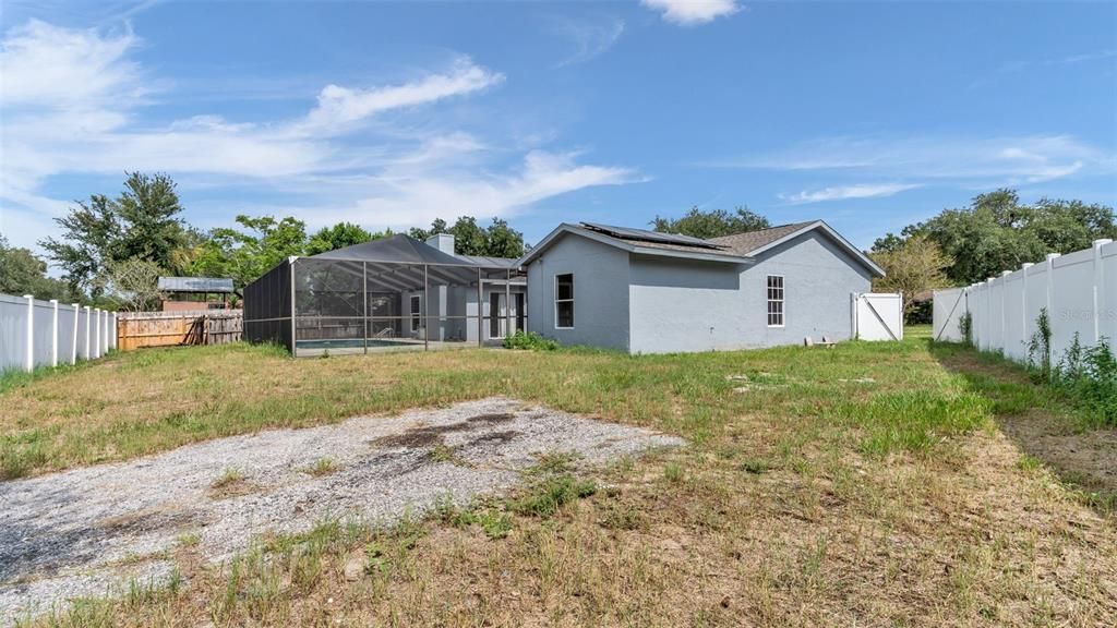 For Sale: $374,900 (4 beds, 2 baths, 1920 Square Feet)