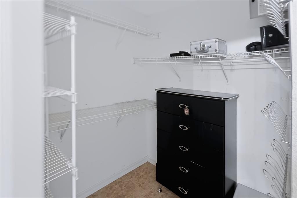 For Sale: $355,000 (3 beds, 2 baths, 1500 Square Feet)