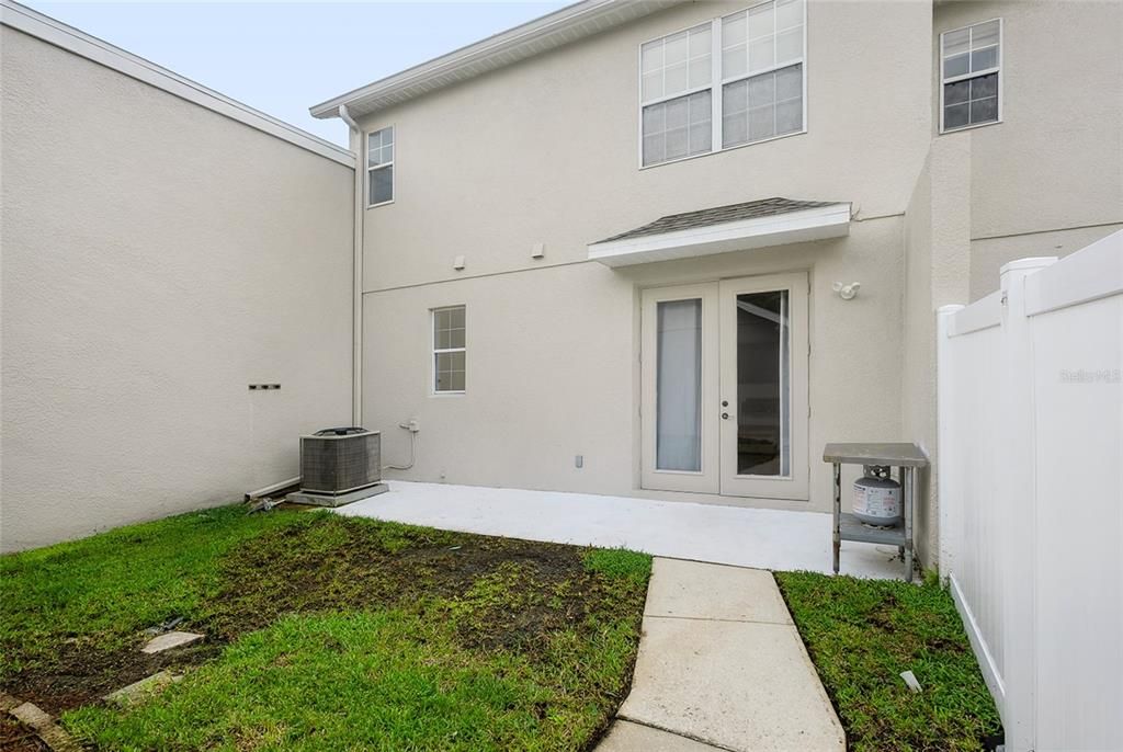 For Sale: $355,000 (3 beds, 2 baths, 1500 Square Feet)