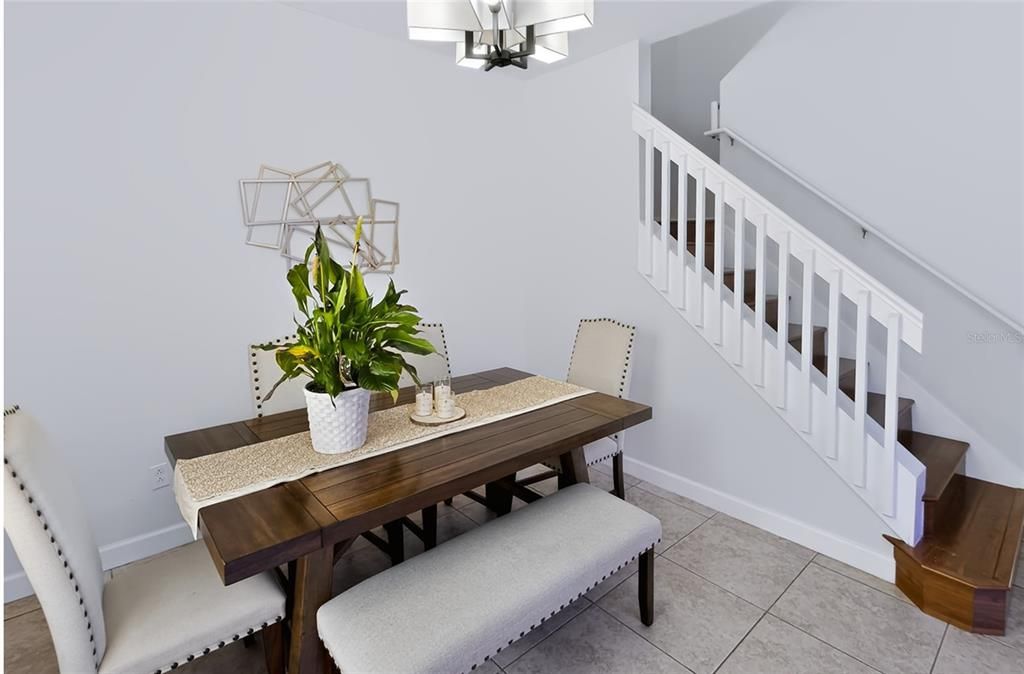 For Sale: $355,000 (3 beds, 2 baths, 1500 Square Feet)